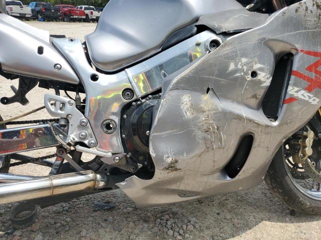 2004 SUZUKI GSX1300 R - JS1GW71A642100685