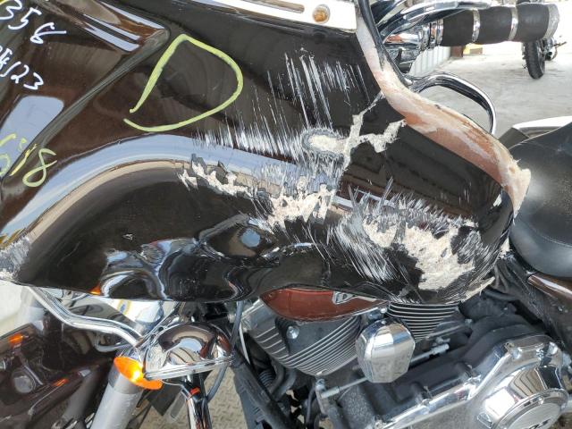 2011 HARLEY-DAVIDSON FLHRC 1HD1FRM14BB637358
