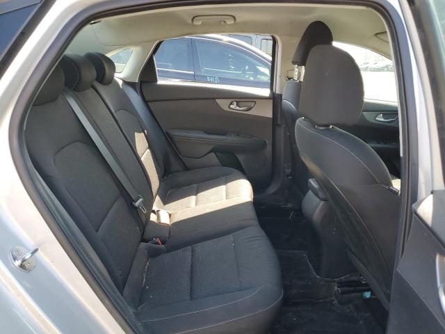 3KPF24AD7ME316716 KIA FORTE FE