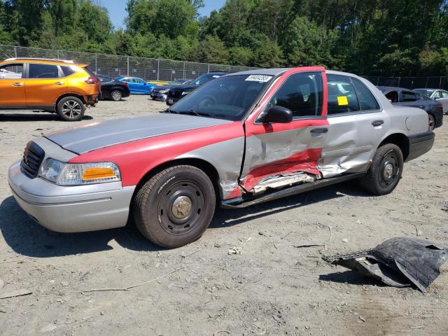 2003 Ford Crown Victoria 