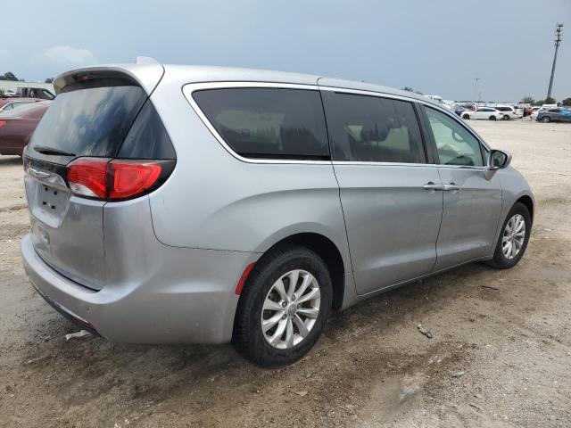 2C4RC1FG3KR589725 2019 CHRYSLER PACIFICA, photo no. 3