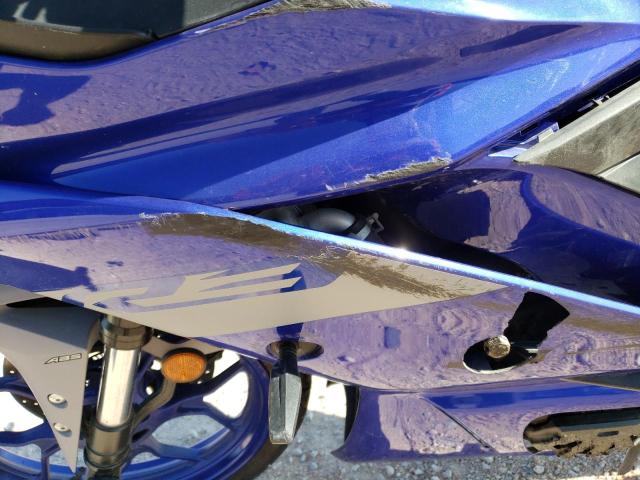 2021 YAMAHA YZFR3 A MH3RH18Y5MK005268