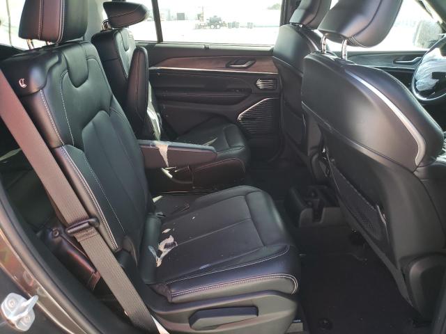 1C4RJKDG8N8518972 Jeep Grand Cherokee L Overland