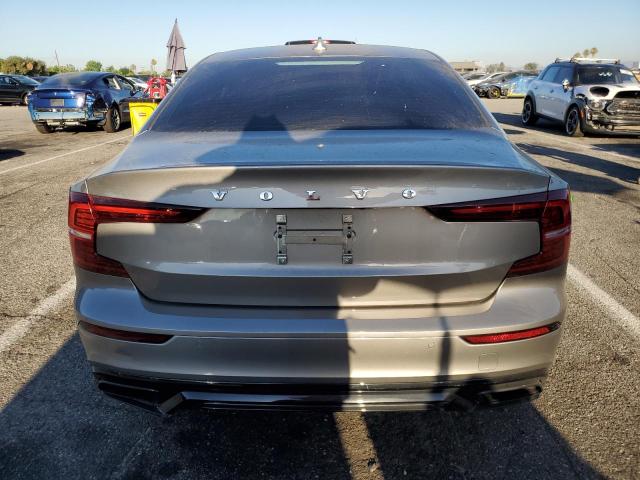 7JR102FKXKG010314 Volvo S60 T5 Momentum