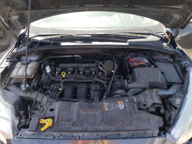 1FADP3F21FL275302 Ford FOCUS SE