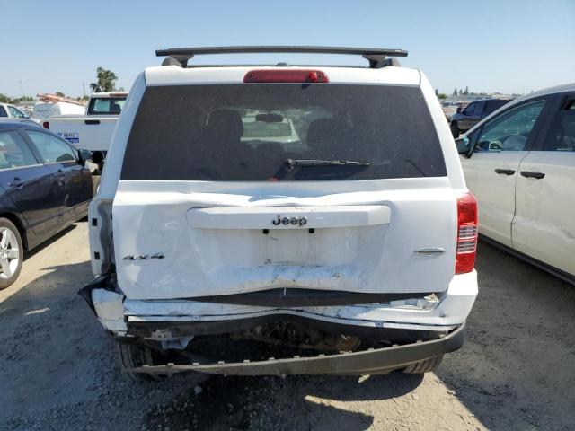 1C4NJRFB8ED538588 Jeep Patriot Latitude