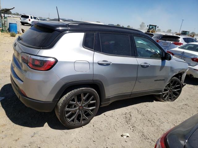 3C4NJCBB9KT699556 Jeep Compass Latitude