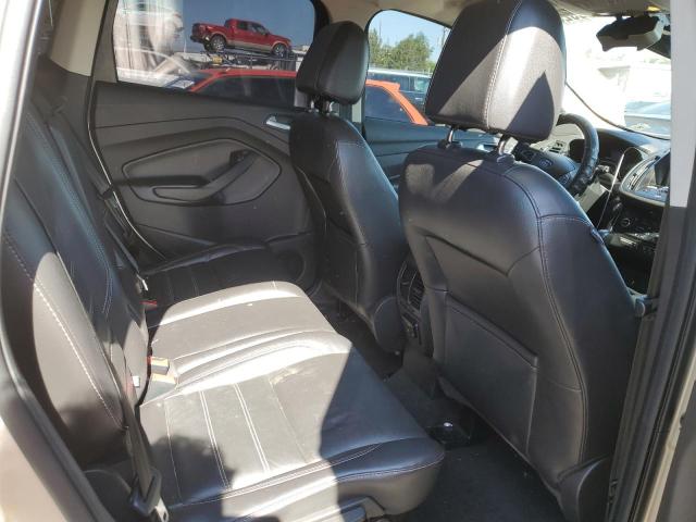 1FMCU9JD0HUC47929 Ford Escape Titanium