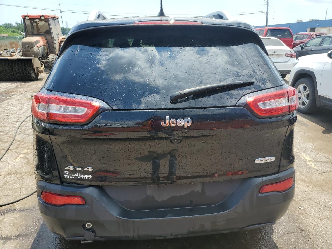 2017 Jeep Cherokee Latitude vin: 1C4PJMCB8HW612469