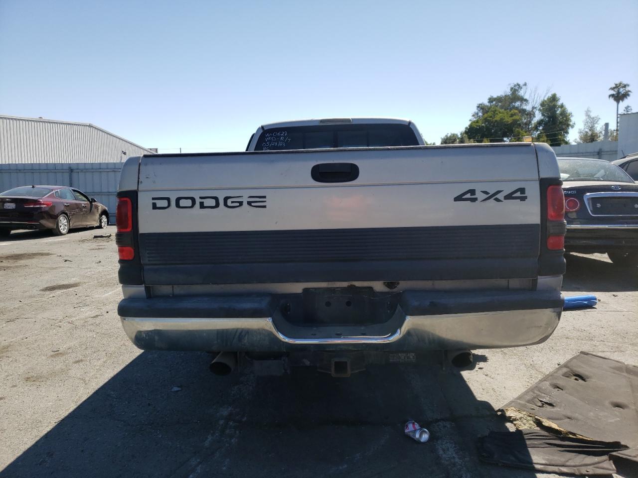 1B7KF23Z4WJ238952 1998 Dodge Ram 2500