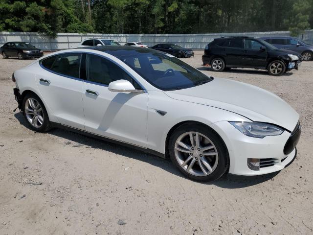 2015 TESLA MODEL S 70 5YJSA1S26FF084149