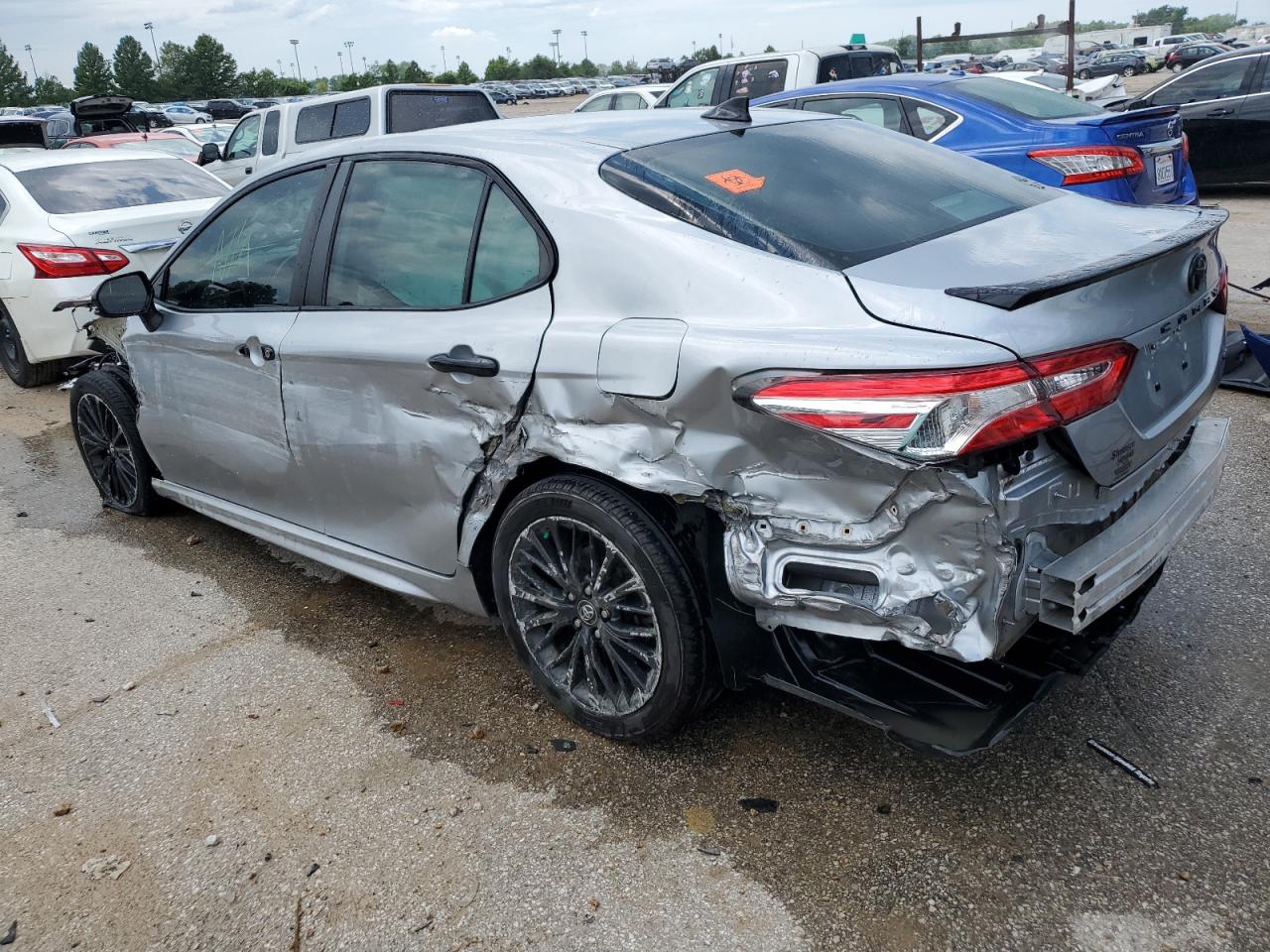 4t1g11ak7lu332902 4T1G11AK7LU332902 2020 Toyota Camry Se