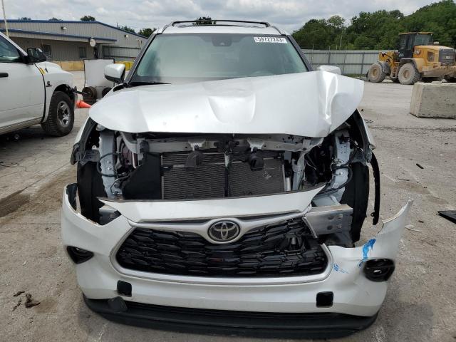 VIN 5TDGZRAH8NS098051 2022 Toyota Highlander, Xle no.5