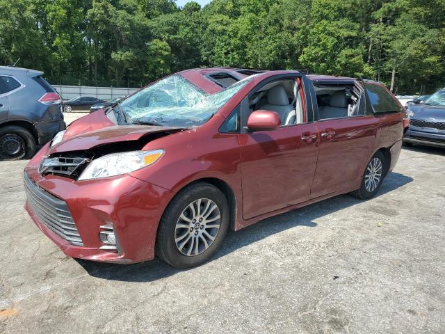 2018 Toyota Sienna XLE