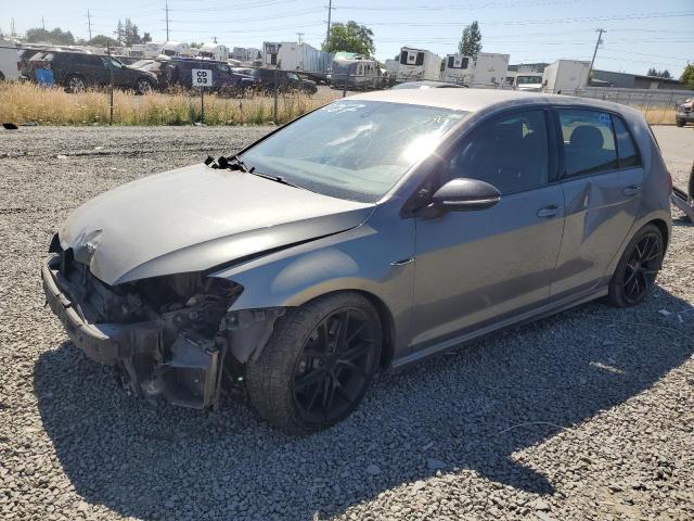 2016 Volkswagen Golf R 