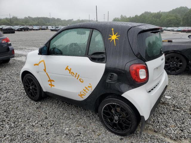 VIN WMEFJ5DA4HK187929 2017 Smart Fortwo no.2