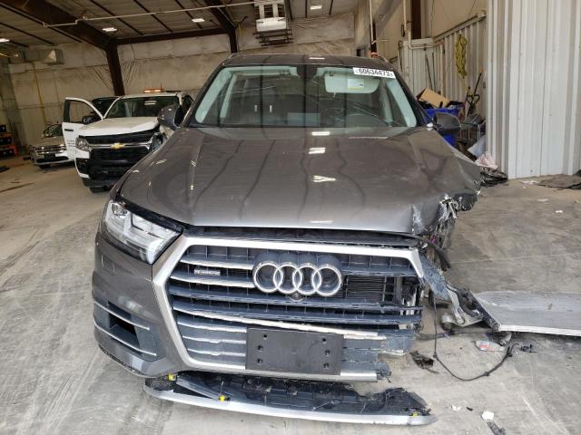 VIN WA1LAAF75KD037510 2019 Audi Q7, Premium Plus no.5