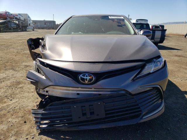 4T1C11AK5NU666363 Toyota Camry LE 5