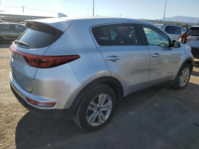 KNDPMCAC5J7444626 KIA Sportage Lx