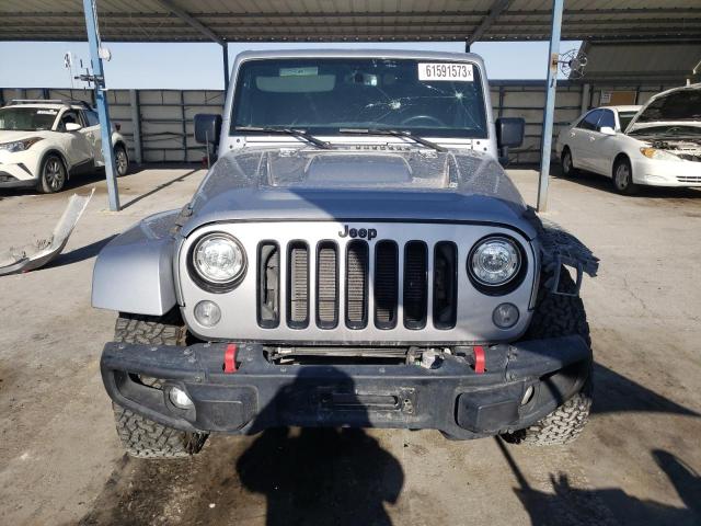 1C4BJWEG0HL620727 Jeep Wrangler Unlimited Sahara