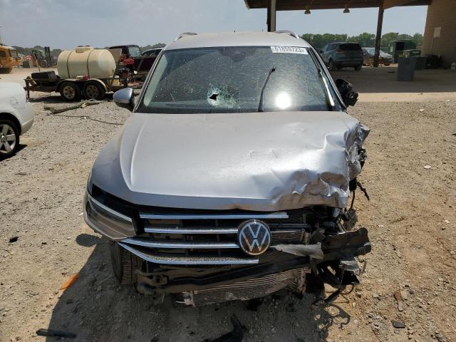 3VV3B7AX9NM020233 2022 Volkswagen Tiguan Se