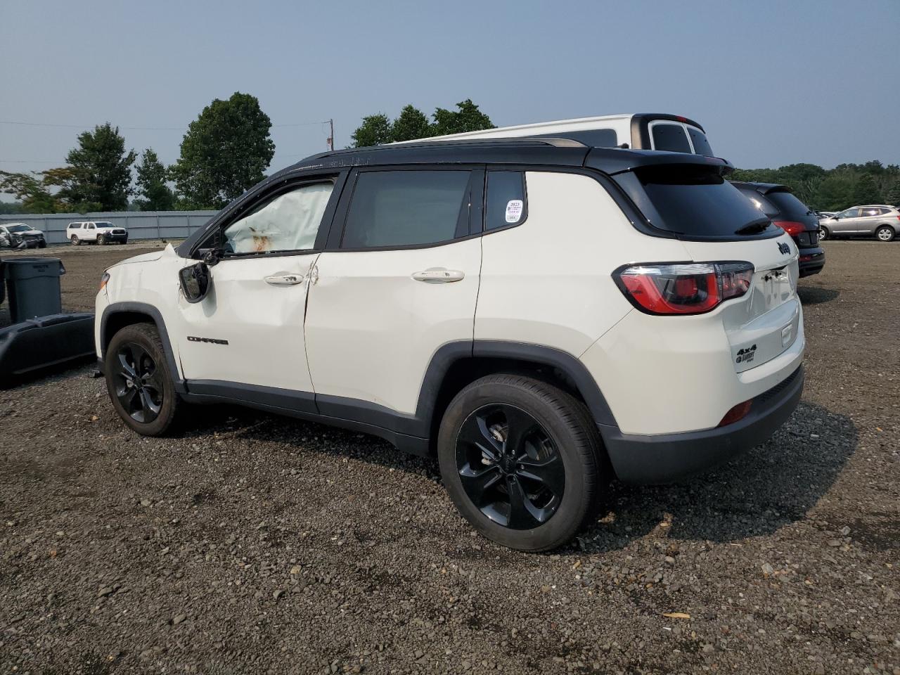 3C4NJDBB5KT828883 2019 Jeep Compass Latitude