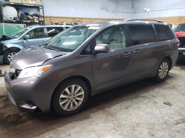 2014 Toyota Sienna LE