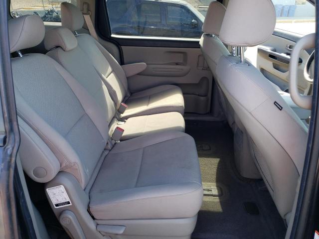 KNDMB5C11L6582477 KIA SEDONA LX