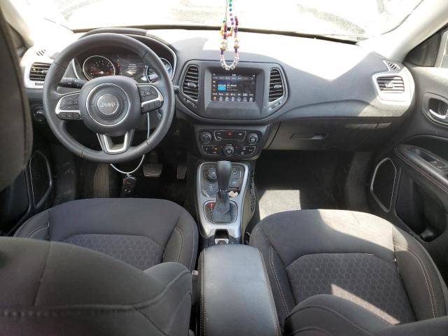 3C4NJDAB5JT415622 Jeep Compass Sport