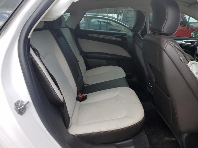 3FA6P0HDXKR280225 Ford FUSION SE
