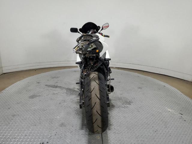 2010 KAWASAKI ZX1000 F - JKAZXCF17AA002533