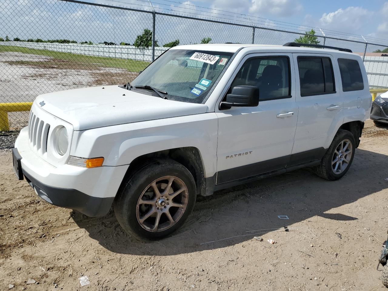 1C4NJPBB3FD304807 2015 Jeep Patriot Sport