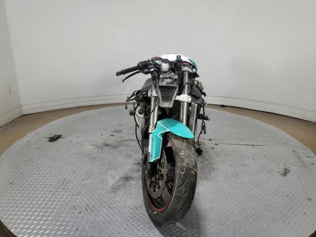 2011 KAWASAKI ZX1000 J - JKAZXCJ1XBA004107