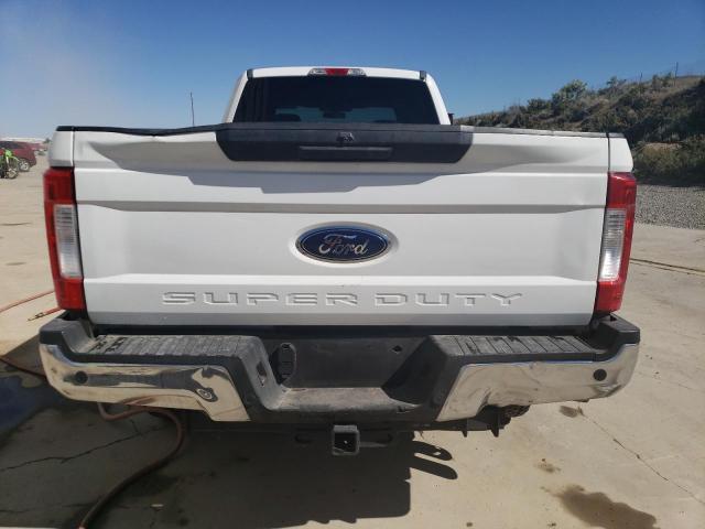 1FT7W2BT5HED94223 Ford F250 Super Duty