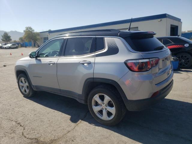 3C4NJCBB2JT240819 Jeep Compass Latitude