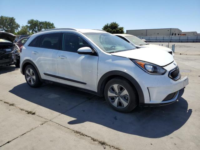 KNDCB3LC8J5170450 KIA NIRO FE