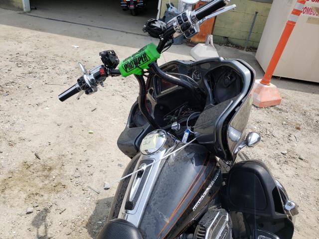 2016 HARLEY-DAVIDSON FLTRUSE CV 1HD1TAN35GB954809