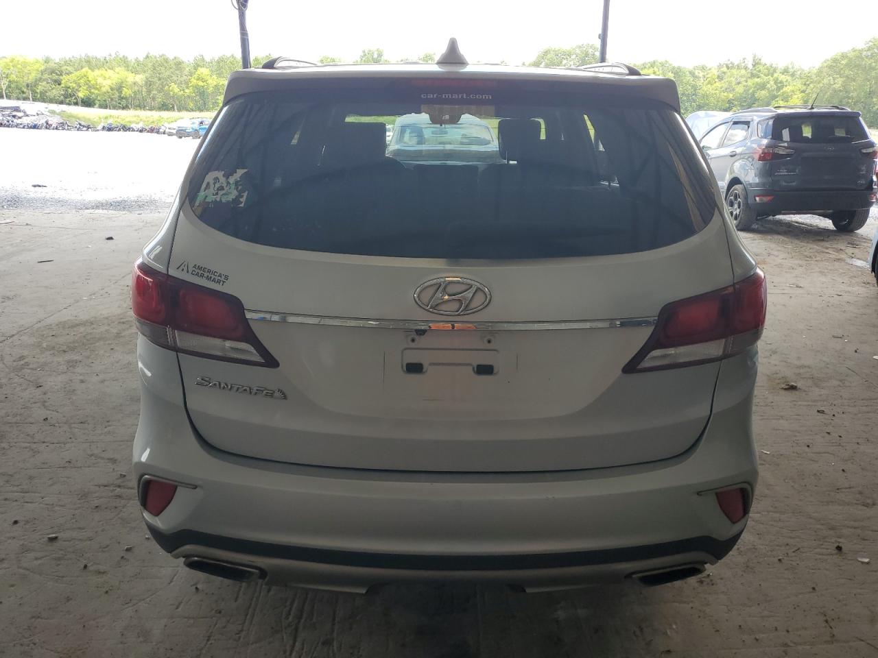 KM8SM4HF4HU170794 2017 Hyundai Santa Fe Se