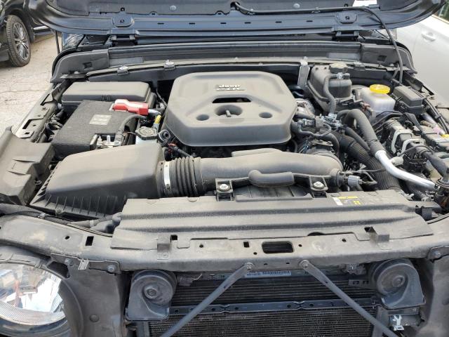 1C4HJXDN5JW239251 Jeep Wrangler Unlimited Sport