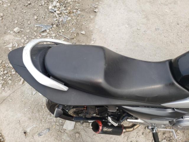 2013 SUZUKI GW250 - LC6GJ55F7D1100596