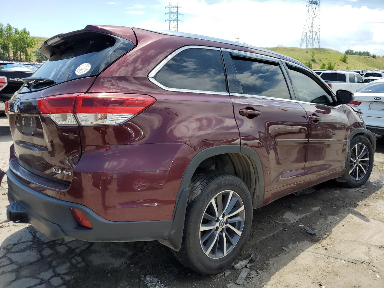 Lot #2462216648 2017 TOYOTA HIGHLANDER