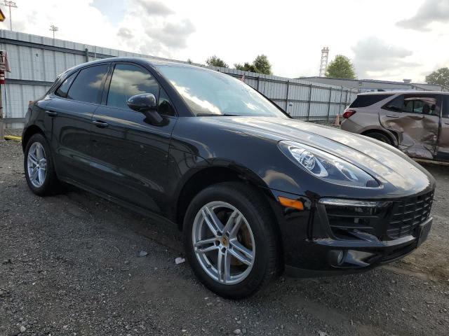 VIN WP1AA2A54JLB09745 2018 Porsche Macan no.4