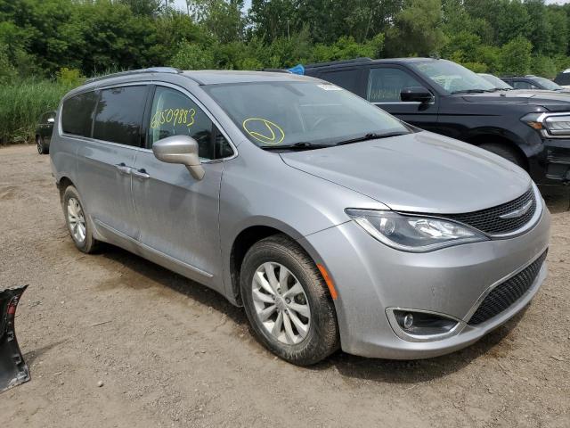 2C4RC1EG4HR538213 2017 CHRYSLER PACIFICA, photo no. 4