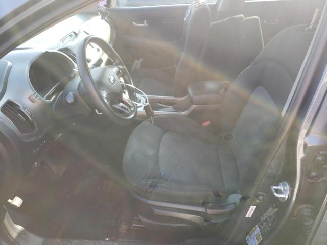 KNDPBCAC7F7733083 KIA Sportage Lx