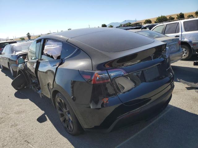 7SAYGAEE3NF366040 Tesla Model Y
