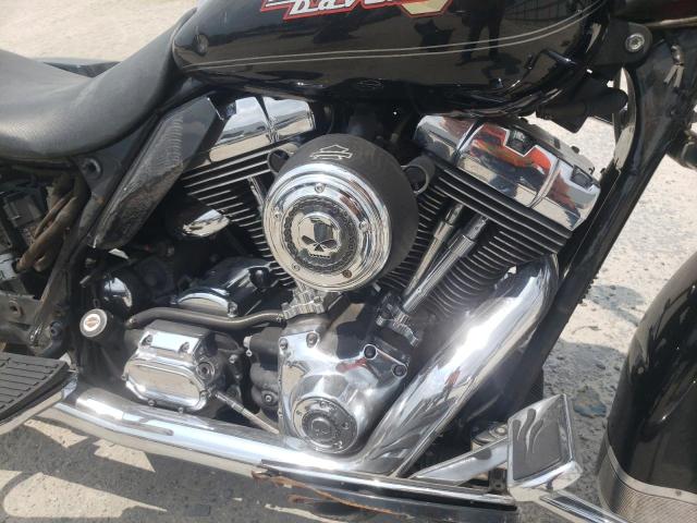 2004 HARLEY-DAVIDSON FLHRI - 1HD1FBW1X4Y729529