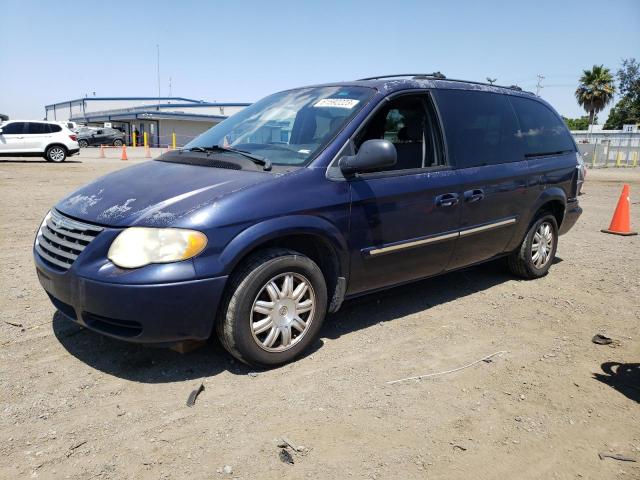 2005 Chrysler Town & Country Touring