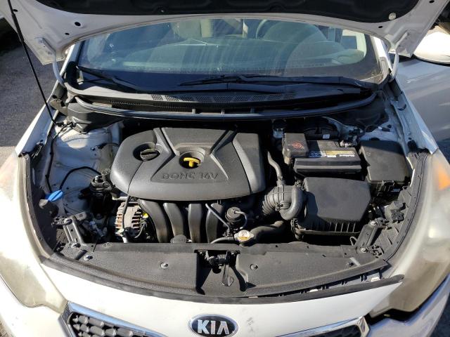 KNAFK4A65E5145959 KIA FORTE LX