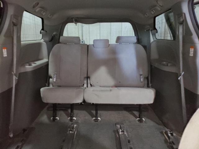 5TDZZ3DC8HS885754 Toyota SIENNA