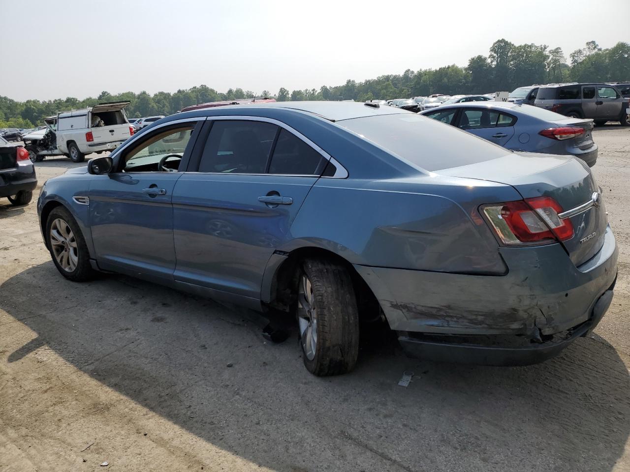 1FAHP2EW1AG163858 2010 Ford Taurus Sel